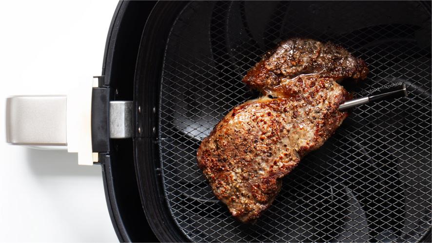 How to Reheat Steak in Air Fryer? Step 3: Place the leftover steak in an air fryer basket